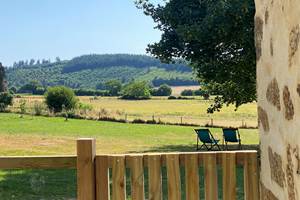 Gîte de la chevêche, vue sur le Puy-de-la-roche