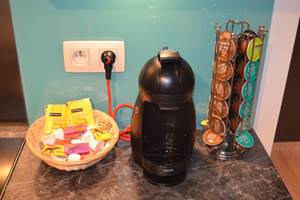 Machine à café Dolce Gusto.