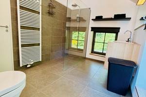 Salle de bain douche italienne - Gîte LAK