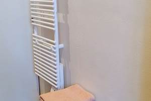 serviettes de bain-seche serviette soufflant-salle de bain-16 bis-gite-hotel-marssac-sur-tern-albi