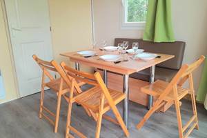 CHALET COIN SALON