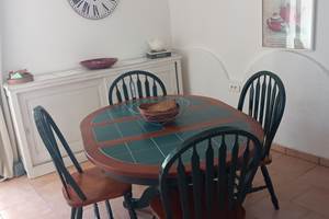 Salle à manger / table avec rallonges