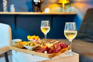Apéritif gourmand en duo dans spa privatif – Spa Le Magnolia