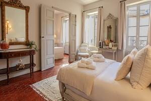 Suite Violette familiale vue chambre