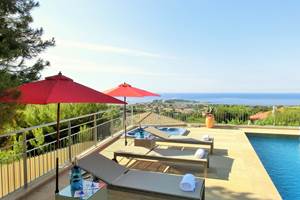 Terrase vue mer avec piscine Villa Azur Golf Var Bandol