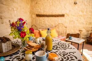 Petit déjeuner en terrasse