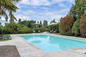 Piscine  principale du Clos Vallis