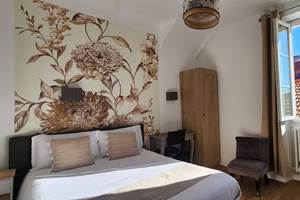 Chambre double confort au cœur de Biarritz