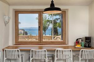 29 Oliveres Citerne Petit de´jeuner vue mer