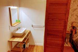 pipistrelles19-chambreshotes-gite-lacdesechemaille-meymac