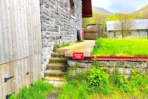 ACCES ESCALIERS JARDIN
