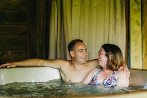 Espace bien-être : idéal pour profiter en amoureux . Crédit photo : Laura Vergne