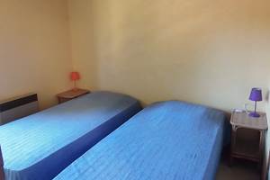 N°5 chambre 2 lits simples v2