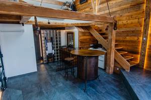 vue ambiance chaleureuse et romantique table de repas saint Laurent d'aigouze