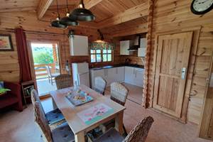 camping-la-perle-creuse-chalet Florida-interieur3