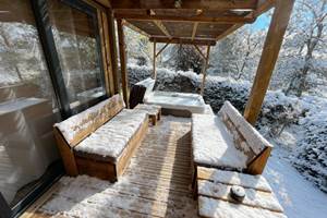 Terrasse couverte avec Spa privatif chauffé à 38°C