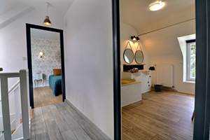 acces de bain privative jouxtant la chambre