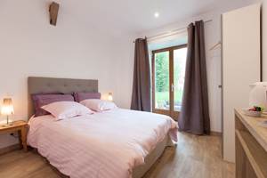 chambre charlotte en rez de jardin
