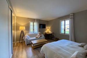 suite-junior-bergerac-charme-canape-lit-confort