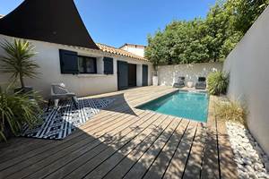 Terrasse et piscine privées pour des moments exclusifs