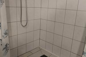 DOUCHE A L'ITALIENNE ACCES PMR