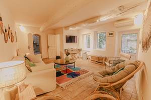 Salon gîte "La Petite Maison du Village"