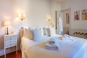 Suite Rose chambre lit 180X200