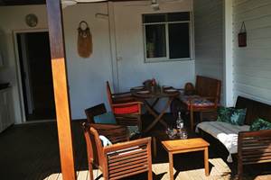 gite-horizon-balisiers-piscine-terrasse-bains-soleil