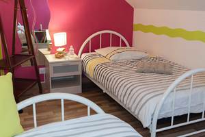 chambre des enfants - 2 lits simples -  suite familiale