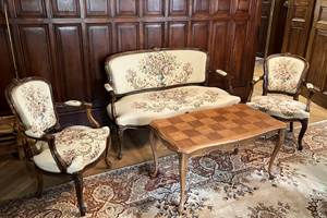 Gite-de-groupe-alsace-vosges-chalet-fauteuils-salon