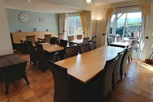 Salle petit déjeuner