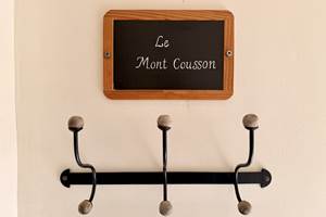L'entrée de la chambre