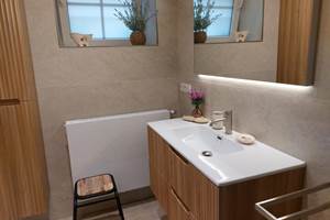 bce1642e-3629-4008-9cff-28f845235c4a