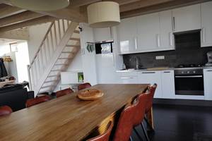 salle à manger et cuisine