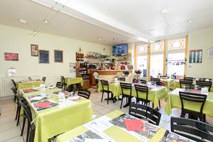 Hotel Resto Le Palais 11
