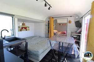 5 Gite la chevalerie 49170 roulotte loge des clowns