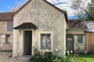 Chambre-Maisonnette-facade-Maison-Chemin-chambres-d-hotes-Amboise-Touraine-Centre-Val-de-Loire