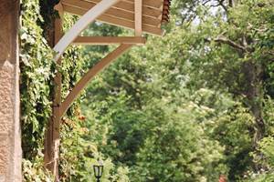 Allée centrale et entrée de Belle Epine