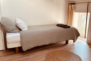 Chambre Ferdinand_lit simple gauche_La Grande Cavalerie