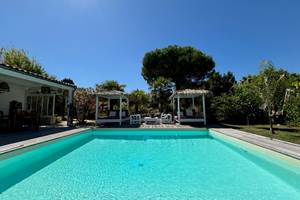 LA PISCINE