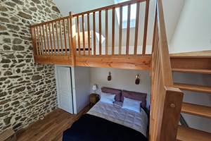 Gîte le Granit des Champs - Mainsat - Chambre double avec mezzanine