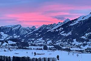 coucher-de-soleil-vu -du -studo-hiver-neige-tranquillite-Suisse