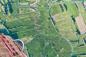 marais de la seudre vus de montgolfière