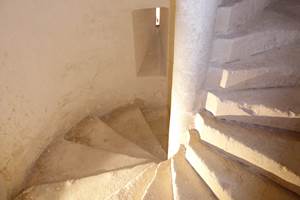 Suite Médiévale, escalier d'accès.