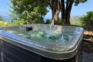 jacuzzi_gitesReserve