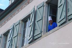 Le chef vous attend avec le sourire et la bonne humeur