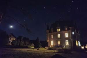 Le Château sous le ciel étoilées.
