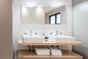 Salle de bain 1 1 de bain baignoire