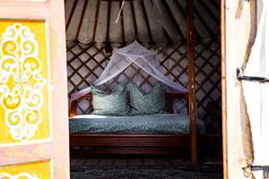 Le lit de la yourte