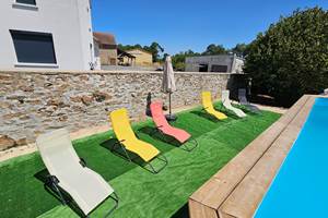 Le Quai d'Neuf — Gîte de groupe en Creuse (15 personnes) - Espace piscine